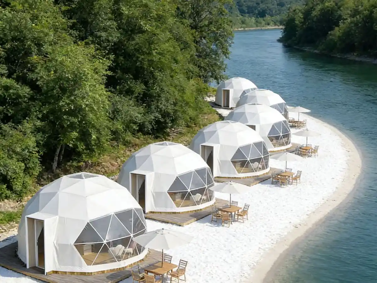 Geodesic glamping dome tent for luxury resort and eco-tourism accommodation